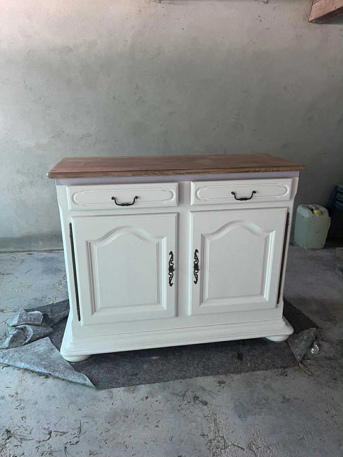 Relooking mobilier et finitions décoratives près de Pont-de-Vaux