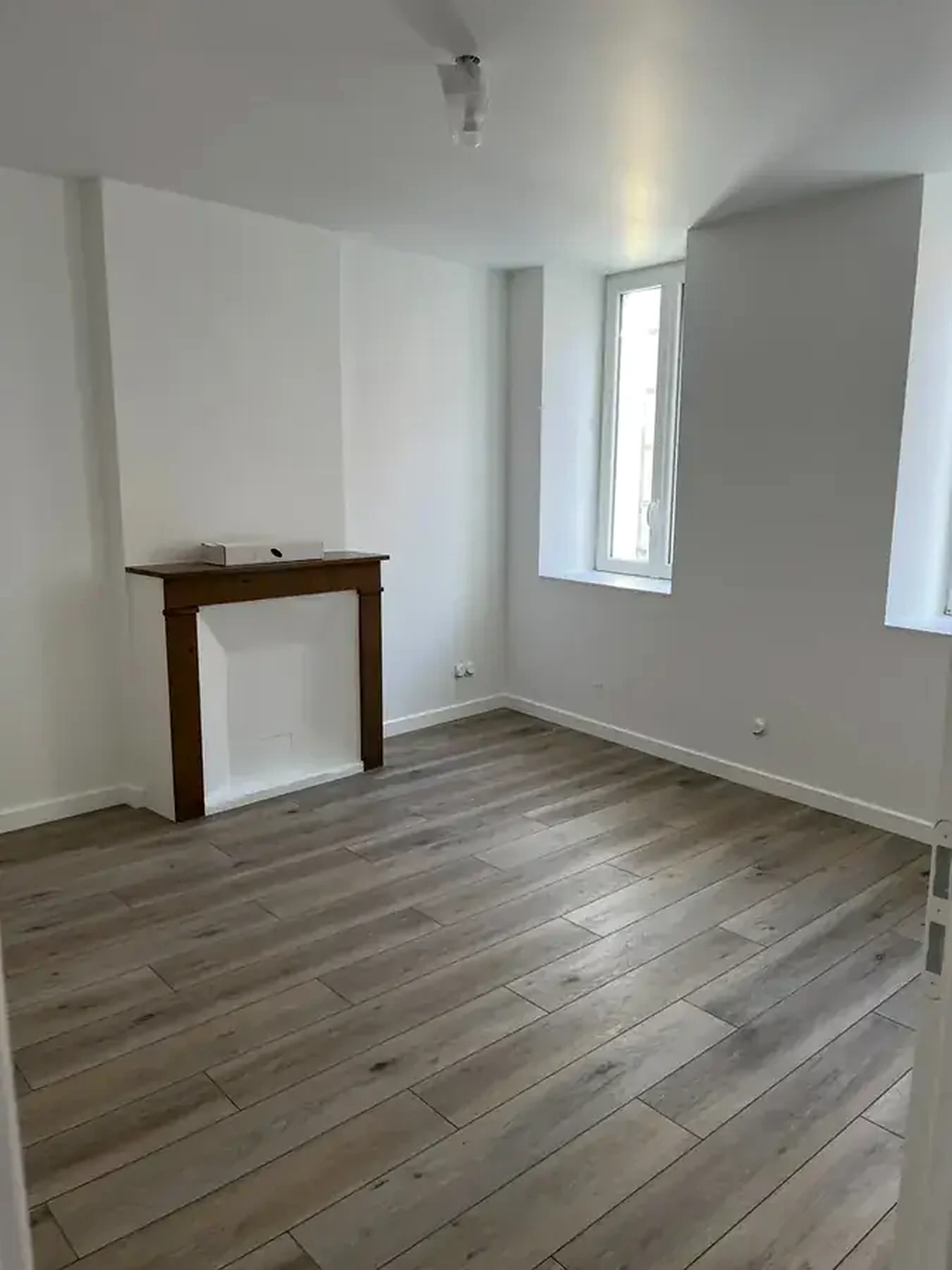 Salon rénové à Louhans par BATIMM RENOV